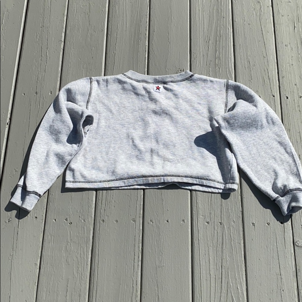 Cropped Sweatshirt ⭐️ - Picture 4 of 4